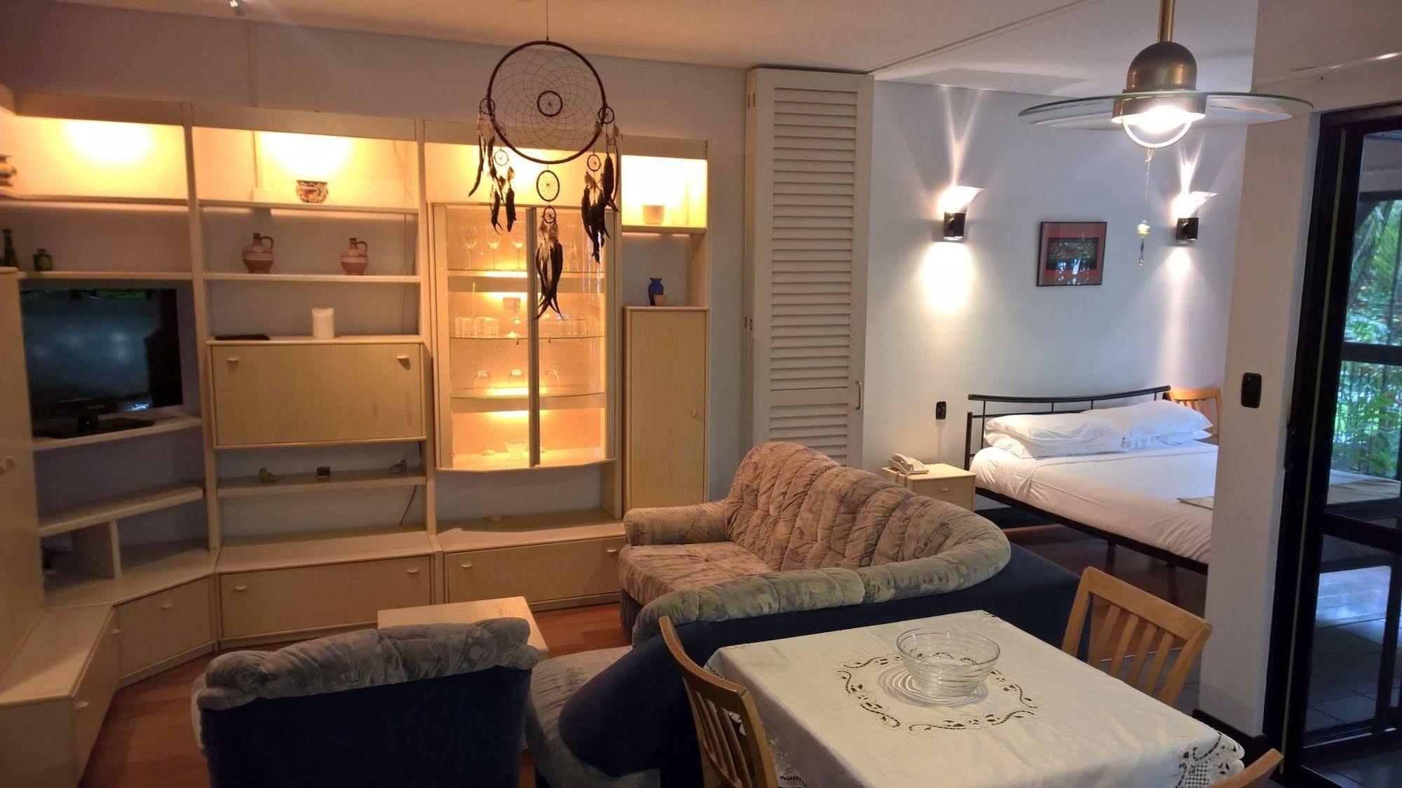 Dreamcatcher Beach-Side Apartments Порт Дъглас Екстериор снимка